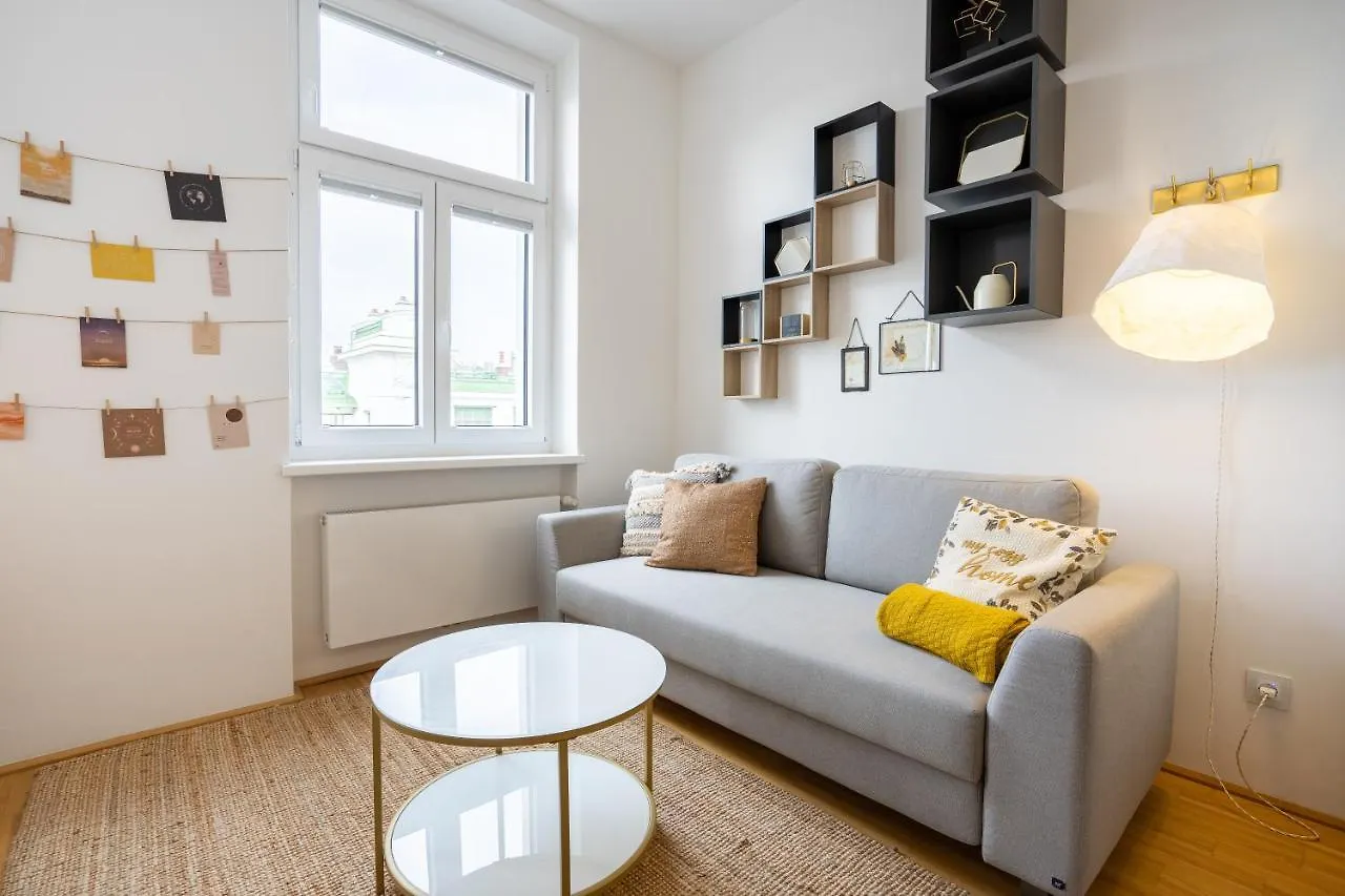 Central Vienna Studio La Dolce Vita Apartment